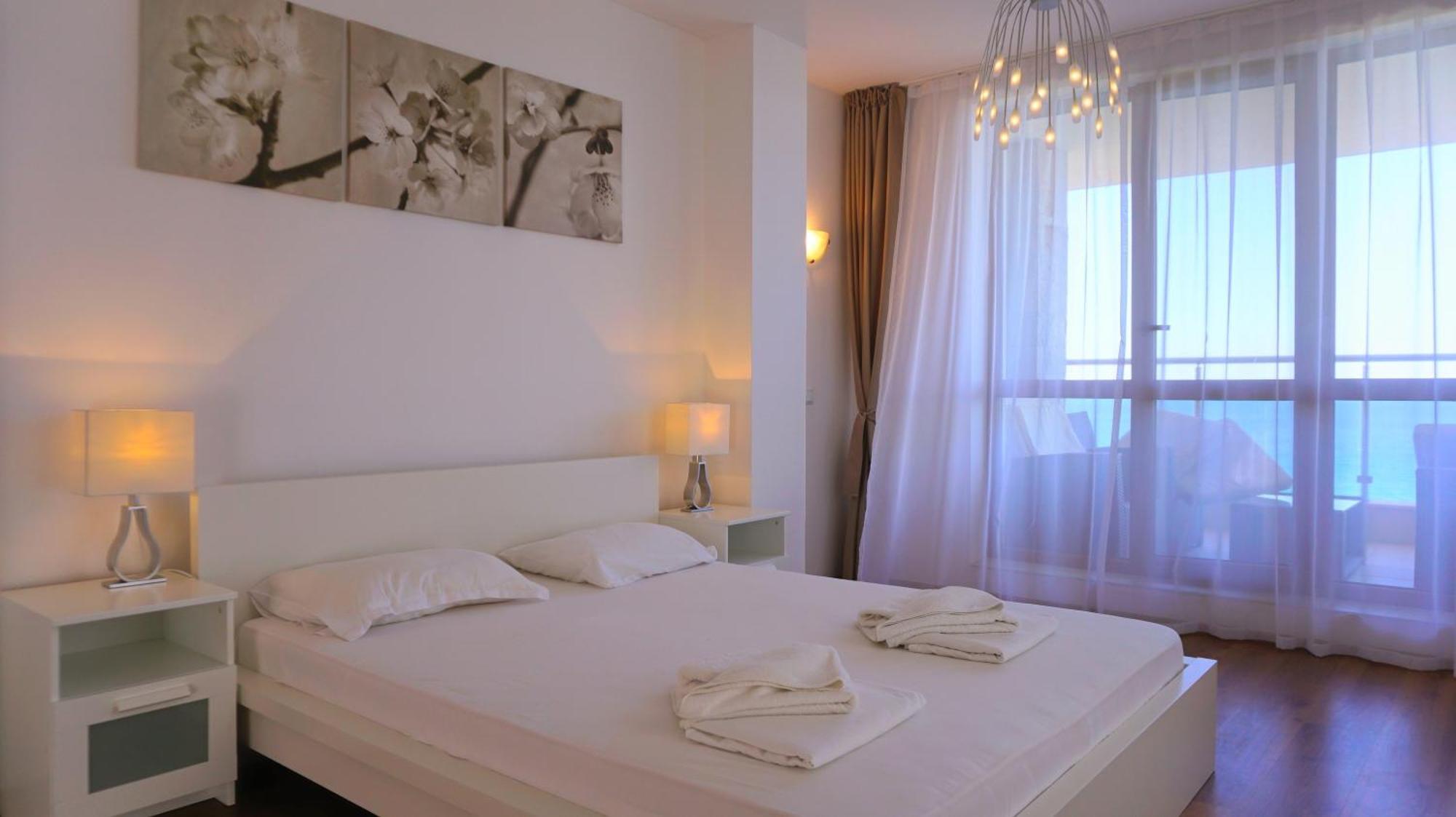 Апартаменти Бяла Клиф На Плажа - Apartments Byala Cliff First Line Buitenkant foto