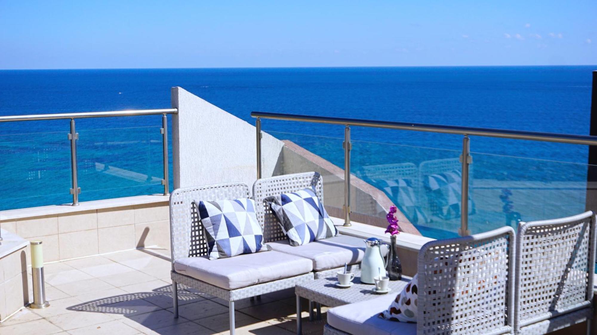 Апартаменти Бяла Клиф На Плажа - Apartments Byala Cliff First Line Buitenkant foto