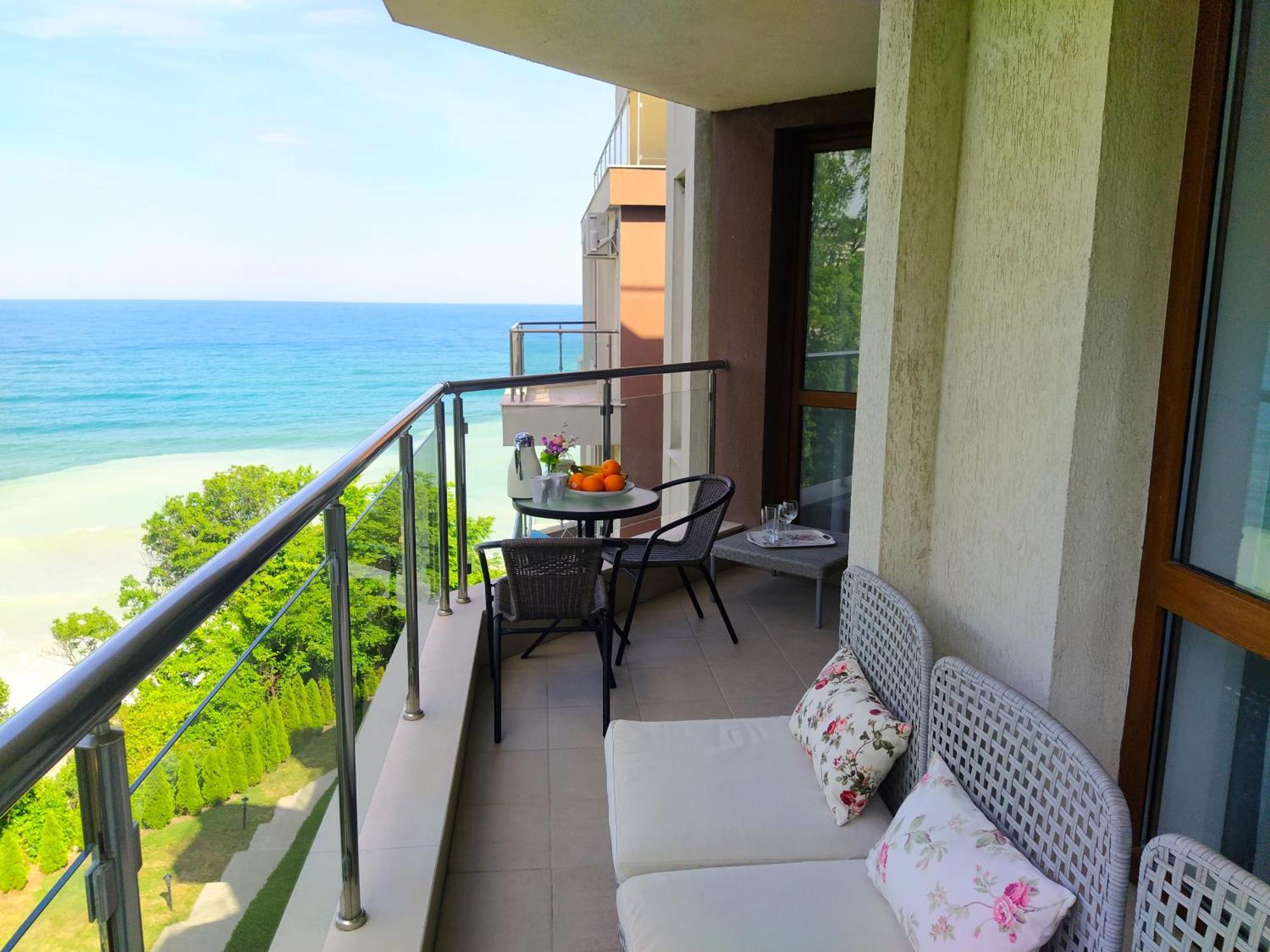Апартаменти Бяла Клиф На Плажа - Apartments Byala Cliff First Line Buitenkant foto