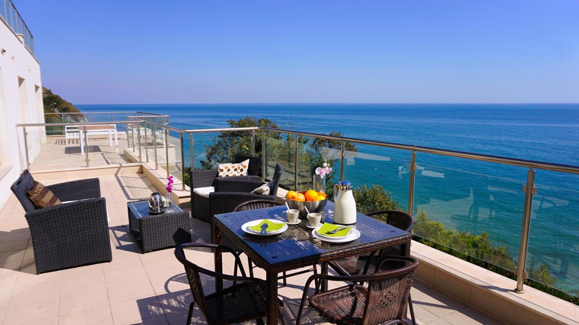 Апартаменти Бяла Клиф На Плажа - Apartments Byala Cliff First Line Buitenkant foto