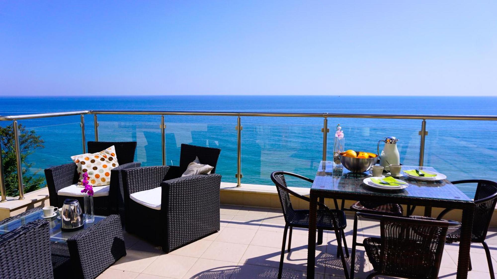 Апартаменти Бяла Клиф На Плажа - Apartments Byala Cliff First Line Buitenkant foto